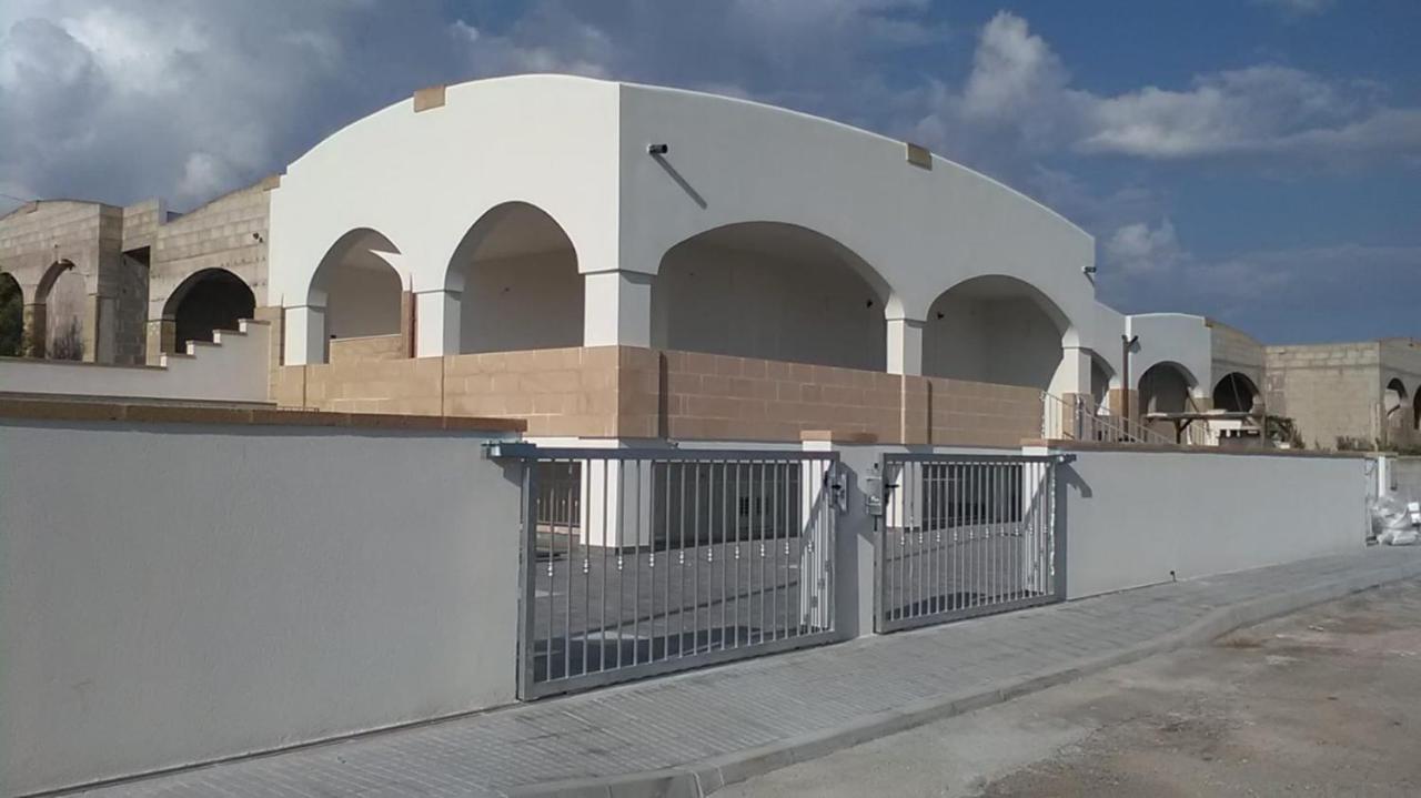 شقة Zona Maldive Del Salento, Vistamare2, Sabbia 10'A Piedi, Bbq, 2 Bagni, 2 Clima, Posto Auto Esclusivo Torre Pali المظهر الخارجي الصورة